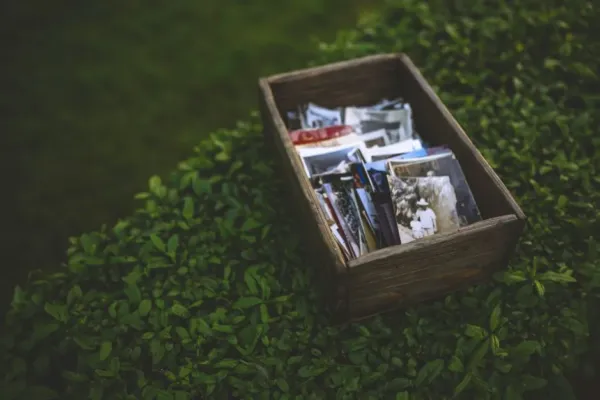 Falsos recuerdos cómo tu mente puede engañarte con recuerdos inventados Neurita blog de psicologia curiosidades mente neurociencia memoria