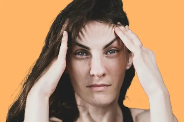 Sobrepensar: 10 claves para dejar de hacerlo 15 Sobrepensar claves para dejar de hacerlo psicologia pensamientos intrusivos negativos neurita blog