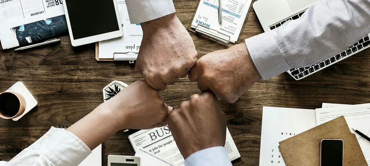 Teoría de Juegos: cooperación vs. competición 1 Neurita-psicologia-neuromarketing