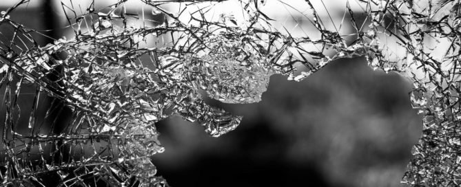 Cómo se contagian las conductas inmorales, Teoría de las ventanas rotas 3 • Neurita