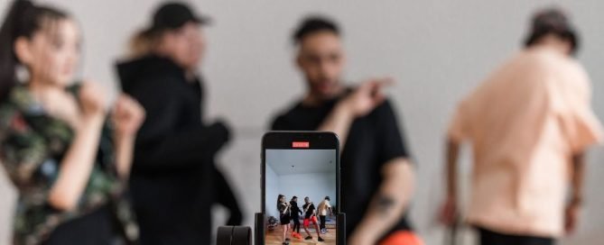 Adicción a redes sociales y retos virales en adolescentes 6 • Neurita | Blog de Psicología