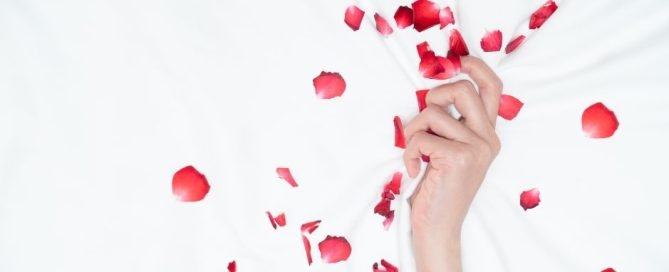 Beneficios psicológicos de incorporar juegos eróticos en tu relación 5 • Neurita | Blog de Psicología