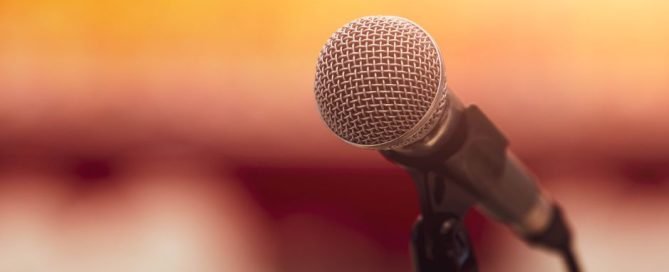 Conoce los beneficios de hacer un curso para hablar en público 1 • Neurita | Blog de Psicología