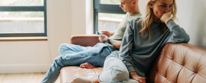 10 señales de que tu pareja no te ama 3 10 señales de que tu pareja no te ama Neurita Psicologia blog tips
